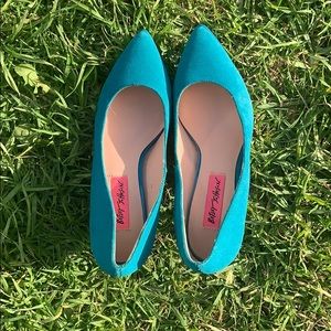 Gently Worn Teal Betsey Johnson Pumps.